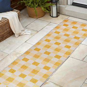 Darcy Traditional Geometric Bold Gingham Area Rug